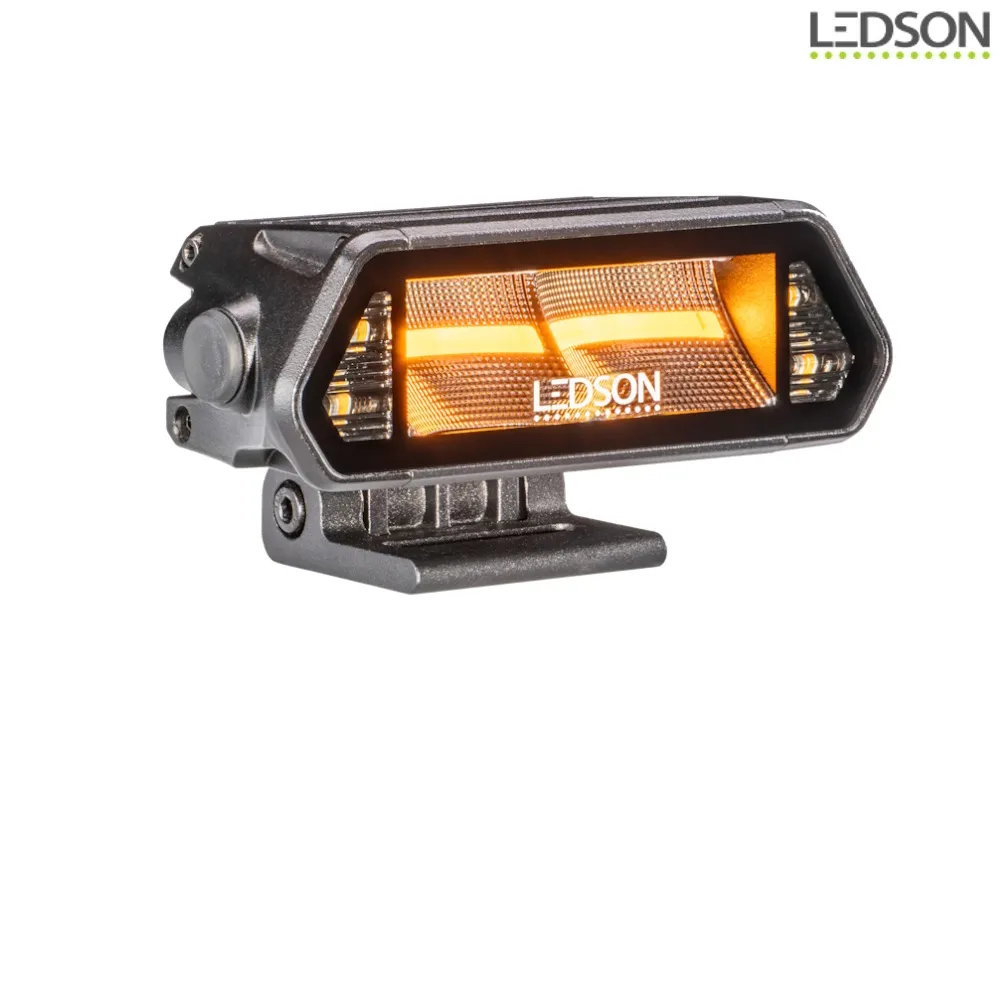Ledson Epix5+ 30W Breedstraler met positielicht Rood/geel-oranje en flitser E-keur